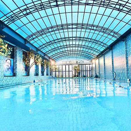 Binh An Nhien Hotel Duong Thanh エクステリア 写真