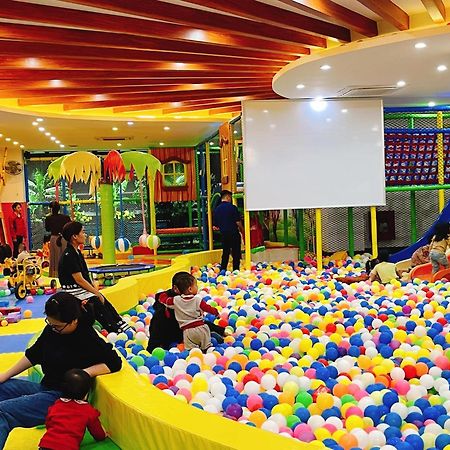 Binh An Nhien Hotel Duong Thanh エクステリア 写真
