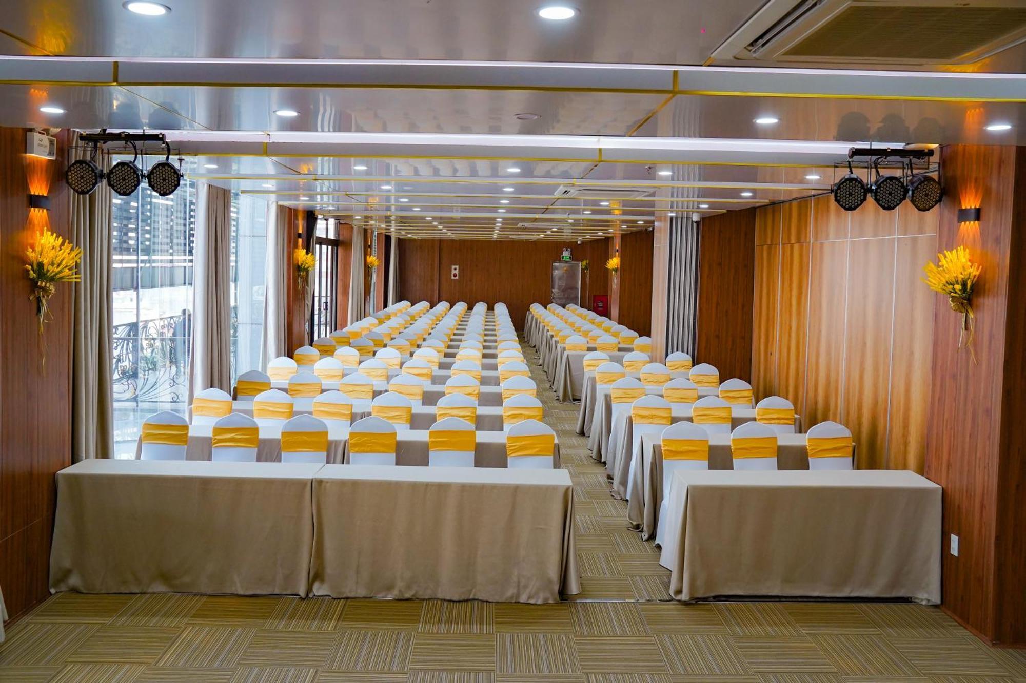 Binh An Nhien Hotel Duong Thanh エクステリア 写真
