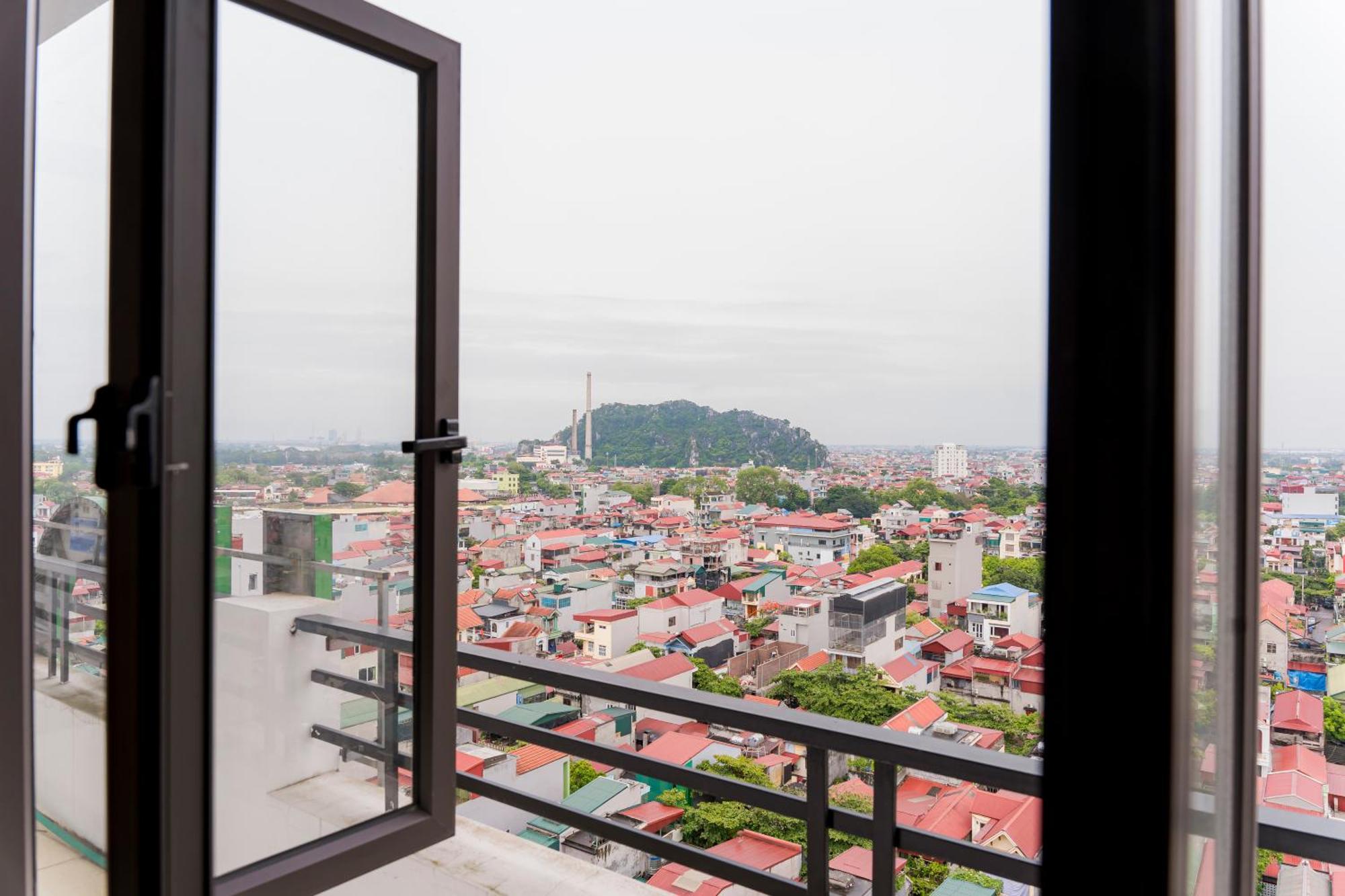 Binh An Nhien Hotel Duong Thanh エクステリア 写真